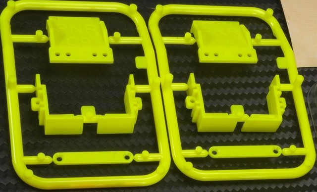 PN Racing 600521Y - Body Mounting Kit Set Yellow For PNR Concept C9 Body